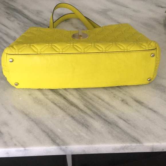 ****SOLD***Kate Spade Quilted Bag w/ Polka Dots - Picture 6 of 15